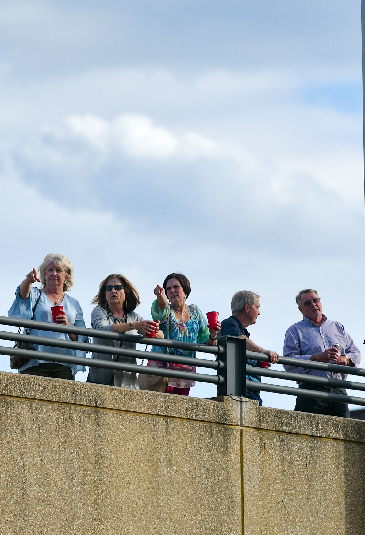 061219-McCartney-Fans-013a.jpg